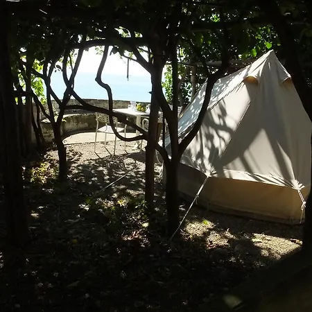 Bella Baia Luxury tent *
