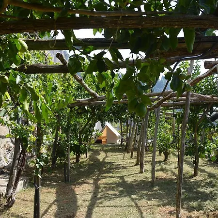 Bella Baia Luxury tent *